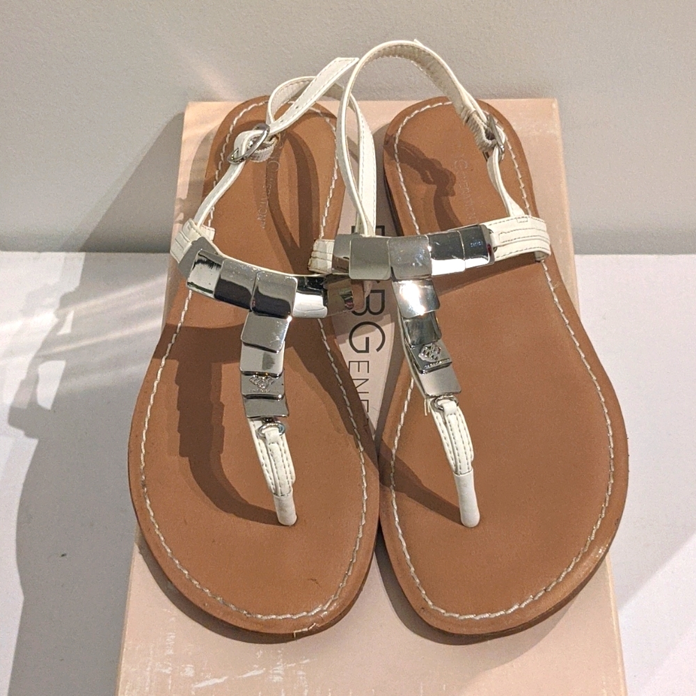 BCBG white "soft nappa" sandal w/silver detailing